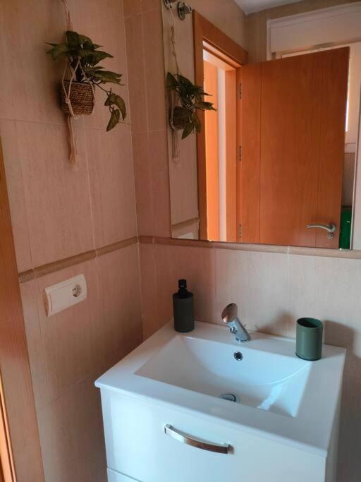Bajo Con Jardin A Pie De Playa Y Piscina Comunitaria Con Jacuzzi Apartamento Playas de Vera Exterior foto
