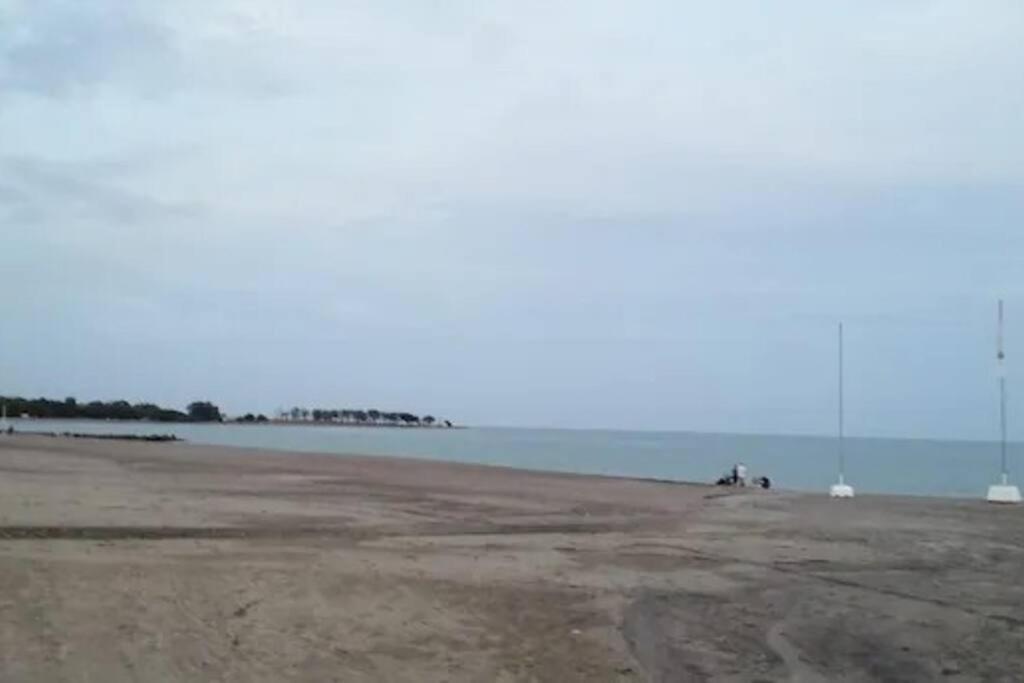 Bajo Con Jardin A Pie De Playa Y Piscina Comunitaria Con Jacuzzi Apartamento Playas de Vera Exterior foto