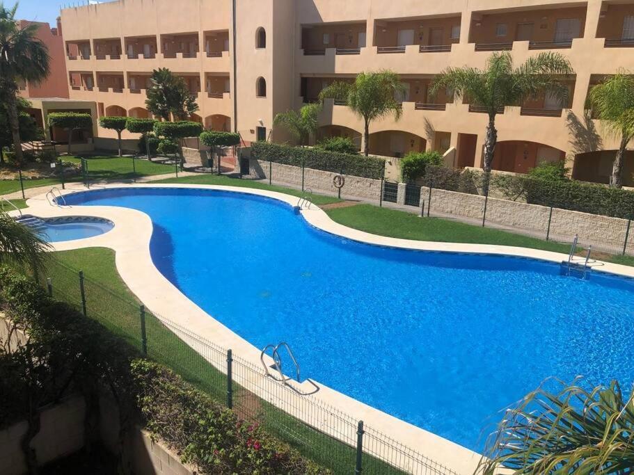 Bajo Con Jardin A Pie De Playa Y Piscina Comunitaria Con Jacuzzi Apartamento Playas de Vera Exterior foto